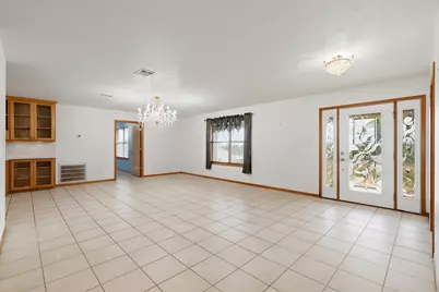 640 W F Avenue, Milano, TX 76556 - Photo 8