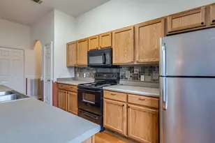 16608 Bridgefarmer Blvd, Pflugerville, TX 78660 - Photo 12