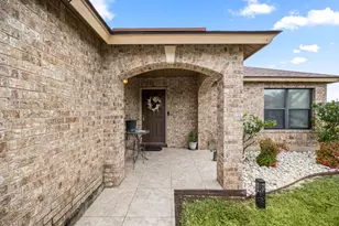 166 Kristen Dr, Kyle, TX 78640 - Photo 4