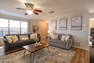 9610 Dalewood Dr, Austin, TX 78729 - Photo 6