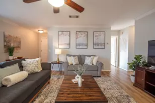 9610 Dalewood Dr, Austin, TX 78729 - Photo 4