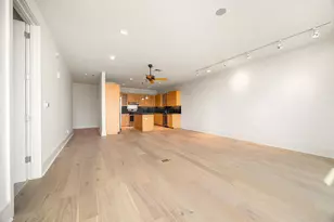 555 E 5th St, Austin, TX 78701 - Photo 10