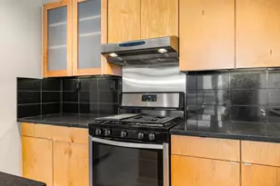 555 E 5th St, Austin, TX 78701 - Photo 14
