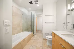 555 E 5th St, Austin, TX 78701 - Photo 24