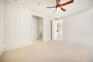 555 E 5th St, Austin, TX 78701 - Photo 20