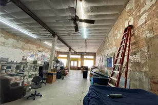 202 N Commerce St, Coupland, TX 78615 - Photo 14