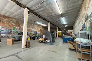 202 N Commerce St, Coupland, TX 78615 - Photo 10