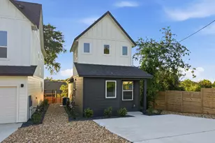 2212 Yellow Jacket Ln, Austin, TX 78741 - Photo 2