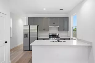 2212 Yellow Jacket Ln, Austin, TX 78741 - Photo 12