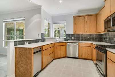 112 Twin Saddles Lane, Dripping Springs, TX 78620 - Photo 10