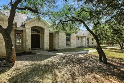 112 Twin Saddles Lane, Dripping Springs, TX 78620 - Photo 2