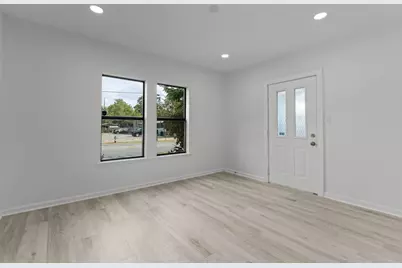 2703 E Cesar Chavez Street, Austin, TX 78702 - Photo 16