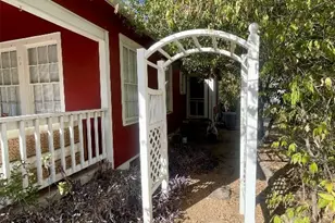 406 E Monroe St, Austin, TX 78704 - Photo 8