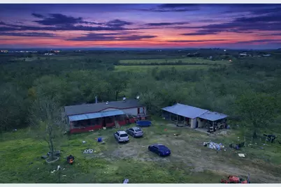 13802 Hokanson Road, Del Valle, TX 78617 - Photo 2