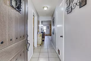 3512 Cornerstone St, Round Rock, TX 78681 - Photo 6