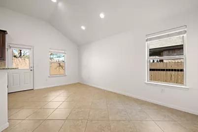 2008 Gabrielles Way, Manchaca, TX 78652 - Photo 12