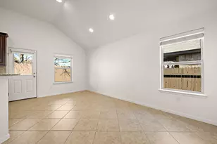 2008 Gabrielles Way, Manchaca, TX 78652 - Photo 12