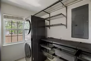 2811 W Fresco Dr, Austin, TX 78731 - Photo 18