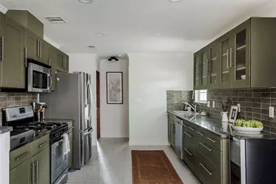 2811 W Fresco Drive, Austin, TX 78731 - Photo 8