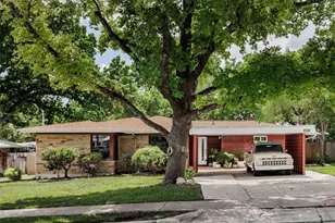 2811 W Fresco Dr, Austin, TX 78731 - Photo 2