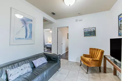 1107 Vargas Road, Austin, TX 78741 - Photo 2