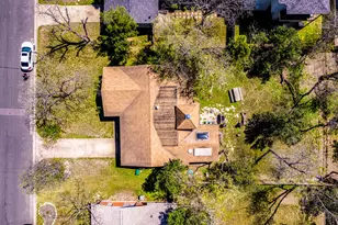 1403 Beckett St, Austin, TX 78757 - Photo 2