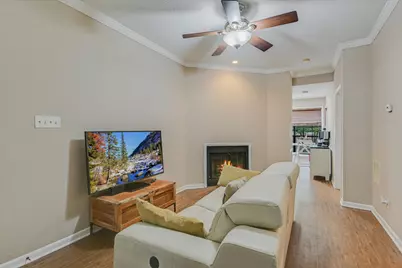 715 W 22nd 1/2 Street #204, Austin, TX 78705 - Photo 8