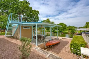 521 E Briarway Dr, Meadowlakes, TX 78654 - Photo 2