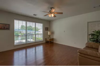 521 E Briarway Drive, Meadowlakes, TX 78654 - Photo 16