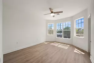 5408 Downs Dr, Austin, TX 78721 - Photo 6