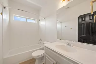 5408 Downs Dr, Austin, TX 78721 - Photo 14