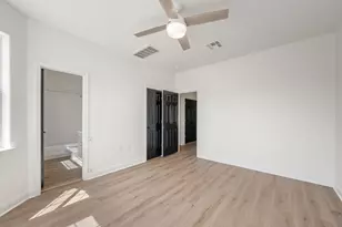 5408 Downs Dr, Austin, TX 78721 - Photo 10