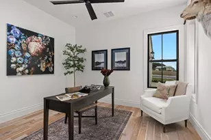 4412 Comanche Trace Dr, Kerrville, TX 78028 - Photo 24