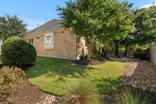 112 Barefoot Park Ln, Georgetown, TX 78628 - Photo 30