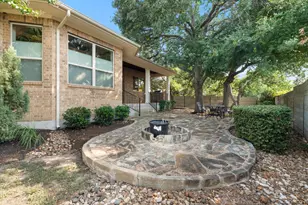 112 Barefoot Park Ln, Georgetown, TX 78628 - Photo 32