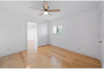 1313 E 52nd Street #104, Austin, TX 78723 - Photo 4