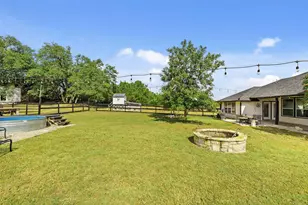 213 Beauchamp Rd, Dripping Springs, TX 78620 - Photo 34
