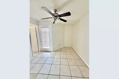 4322 Gillis Street #105, Austin, TX 78745 - Photo 14