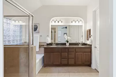 13600 Hymeadow Circle, Austin, TX 78729 - Photo 22