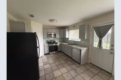 3800 Tattershall Lane, Austin, TX 78727 - Photo 8