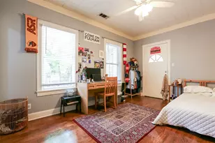 308 E 32nd St, Austin, TX 78705 - Photo 20