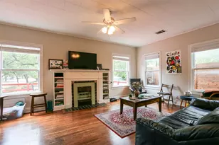308 E 32nd St, Austin, TX 78705 - Photo 4