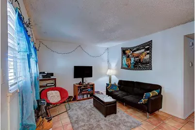803 W 28th Street #201, Austin, TX 78705 - Photo 2