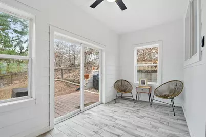 104 Kahalulu Drive, Bastrop, TX 78602 - Photo 10