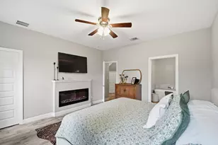 104 Kahalulu Dr, Bastrop, TX 78602 - Photo 14