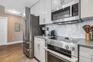 360 Nueces St, Austin, TX 78701 - Photo 8