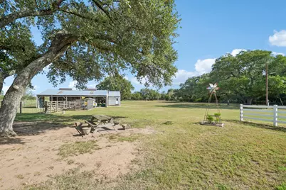 4151 Unger Road, Smithville, TX 78957 - Photo 14