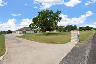 111 Lookout Cir, Hutto, TX 78634 - Photo 34