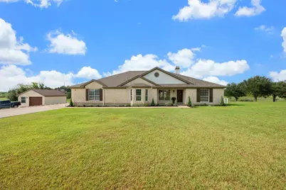111 Lookout Circle, Hutto, TX 78634 - Photo 2