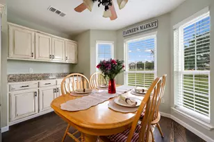 111 Lookout Cir, Hutto, TX 78634 - Photo 12